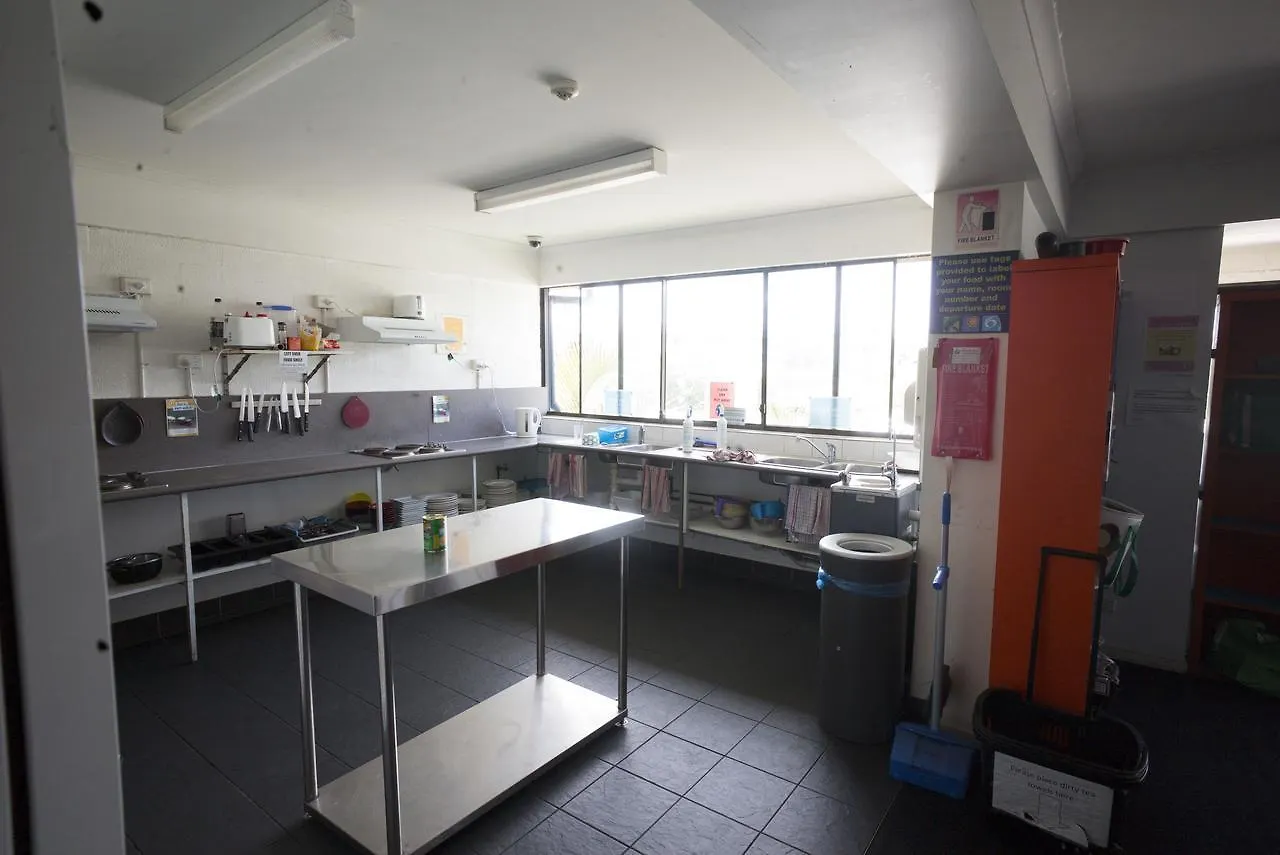 Surfers Paradise Yha Southport